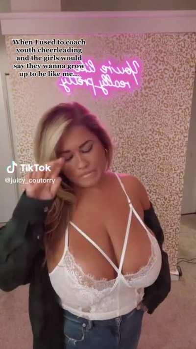 Yisselroa Tiktok Tits Dd Redd Tube First Down