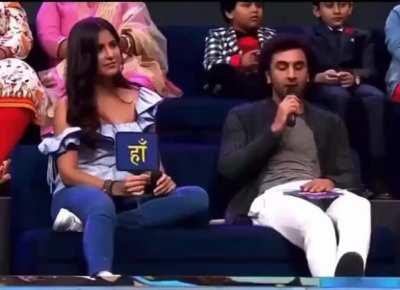 Ranbir About Katrina Overacting ( He was so Honest)😂