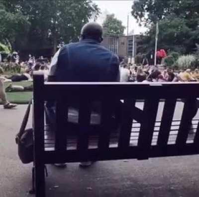 Guy Gets Entire Park to Sing 'Livin' On A Prayer' By Jon Bon Jovi