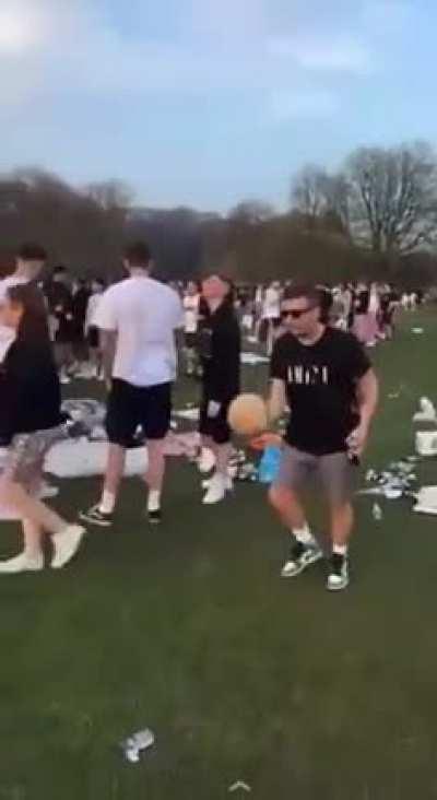 WCGW Phenomenal Kick