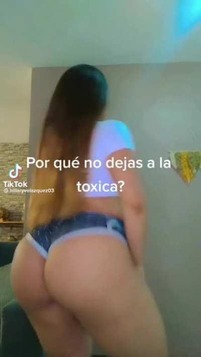 la toxica 🍑