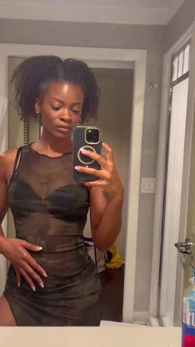 Ari Lennox