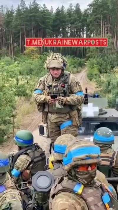 Ukrainian soldiers before they headed into a counter-offensive mission. Godspeed for these lads.