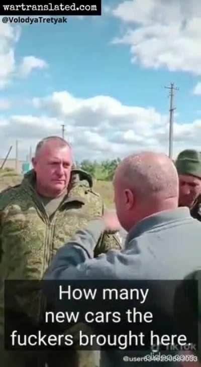 Very chaotic conversation, but we could hear some interesting things. &quot;LNR&quot; soldiers are not satisfied that: They fight for 7 months without rotation, and the officership loot everything.