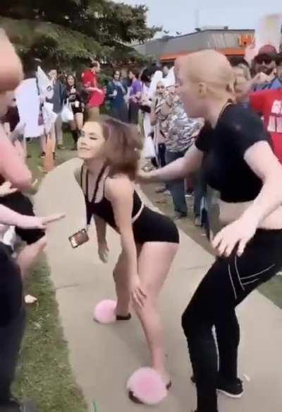 Girl twerks at group of people protesting anime 😅