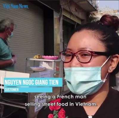 Stranded French tourist makes ends meet by selling fried street desserts in Vietnam (2021)