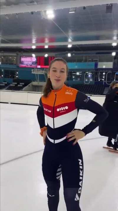 Suzanne Schulting - Dutch speed skater 