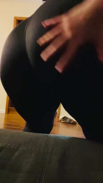 The only place you deserve to be is under this BIG ASS 🍑 smelling my farts! You’ll be begging me to let you stay there. 😈 💨 👃 