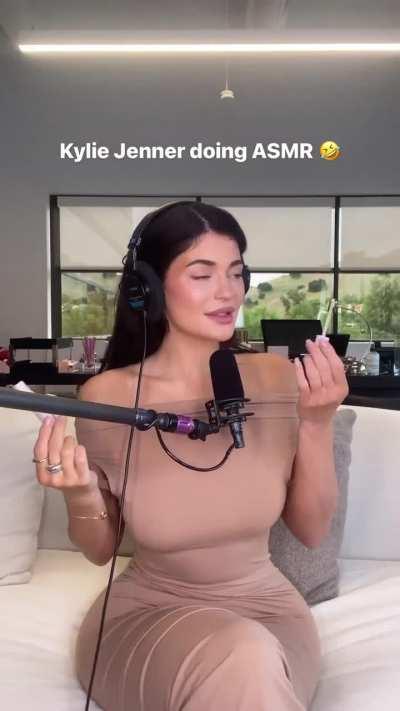 Kylie ASMR 