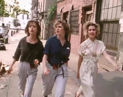 Bananarama - Cruel Summer (1983)