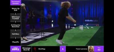 Trevor Lawrence shines at twitch Vegas skills comp (misses all 10 bowling pins throwing from 4 yards away)