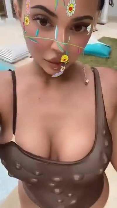 Huge Tits