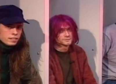 The way Kurt looks so pissed when Dave talks 😭😭