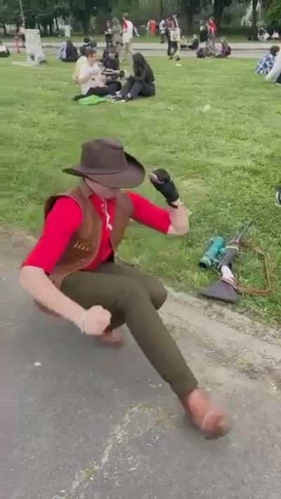 My attempt at doing the Kazotsky Kick in cosplay (Sniper Gaming)