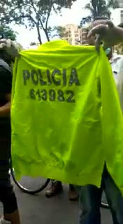 According to the people who were shot at in la portada, Cali, they found a police jacket from the truck they were shot from. May 6th 2021.