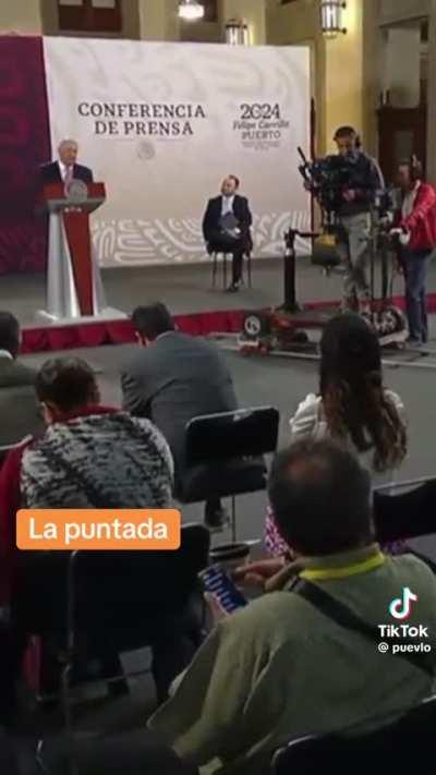 Reyna Haydee cuestiona a AMLO sobre adjudicaciones directas 