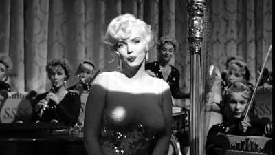 Marilyn Monroe sings the songs of the 1920s in Some Like it Hot, feat. Jack Lemmon and Tony Curtis looking fabulous in drag (1959). TIL this movie was banned in Kansas and protested against by Catholics due to the raunchy script and Monroe's 'naked' dress