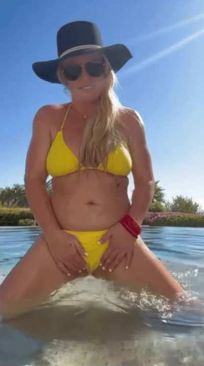 Britney Spears in a Yellow Bikini