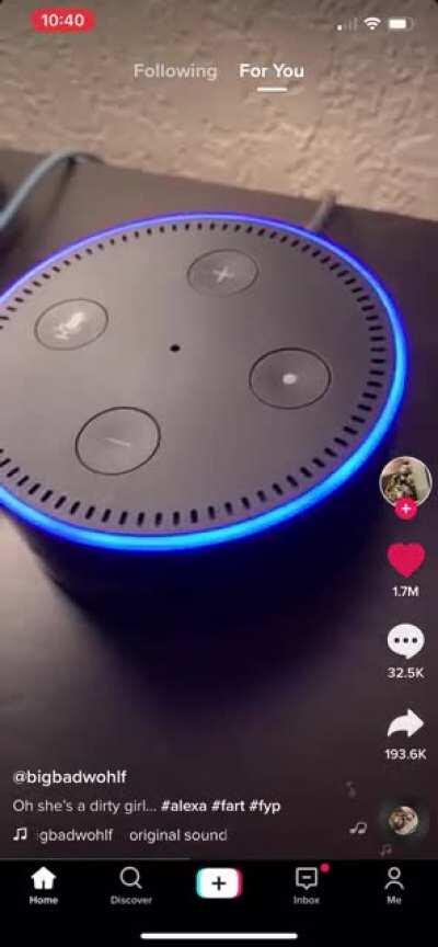 Alexa just shidded