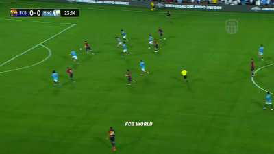 Pau Victor makes it 1-nil against Manchester City