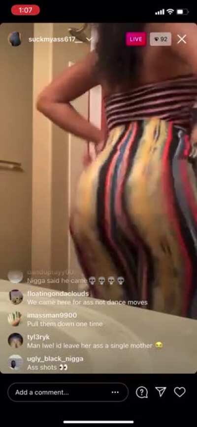 Ass Clapping wit the pants on😍🙈