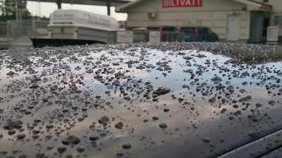 Rain drops on a bass cars roof