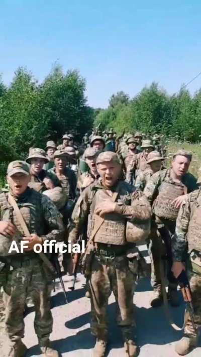 Ukrainian infantry ready to face the foe.