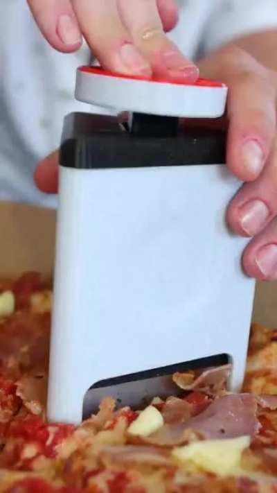 I build unnecessary things so I created the most convenient way to remove bad pizza toppings