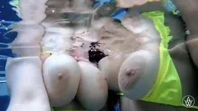 Huge Underwater Titties