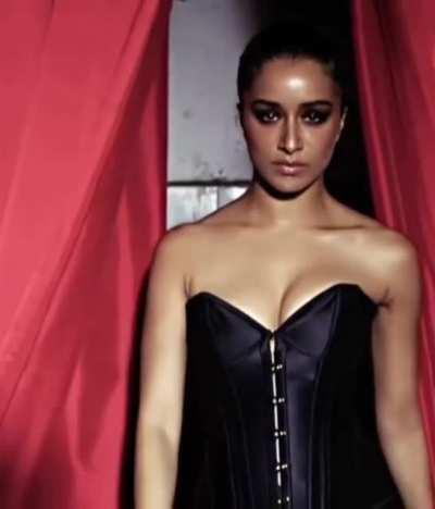 Shraddha Kapoor in Sexy Corset