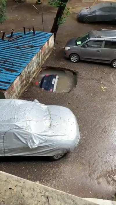 Scary visuals from Mumbai's Ghatkoper area where a car drowned in few seconds.