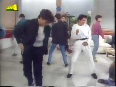 90s Dancing competition 