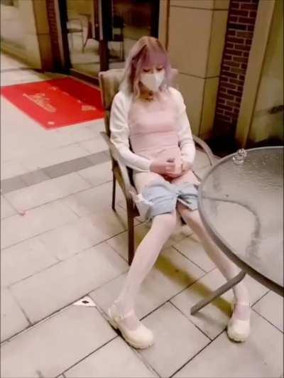 Adorable 🥰 Asian T-Girl Cums Public