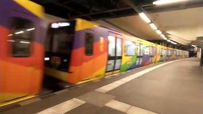 The rainbow train! (U2 line)