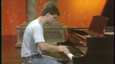 After the scheduled player couldn't get in time, Johnny Carson asked someone from the audience to come up and play piano for Tonight Show in 1985. David Tolley was chosen from the audience and gave a surprising, jaw-dropping performance.