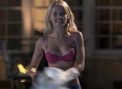 Elisha Cuthbert