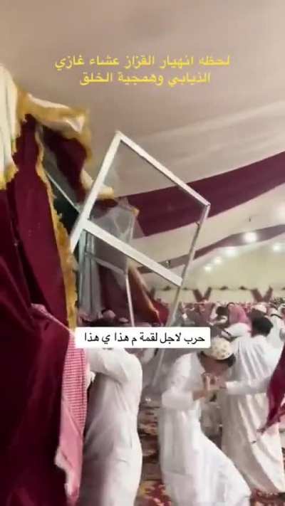 Saudi Influencer Invited All His Fans To Dinner if They Came to Support Him in The 2024 Camel Beauty Contest. Turns Out He Miscalculated How Many Will Come!