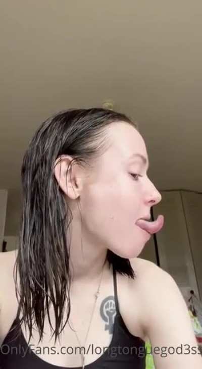 tonguevids2