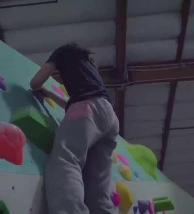 Lily Rock Climbing 🍑