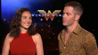 Gal Gadot forgetting that she's married.