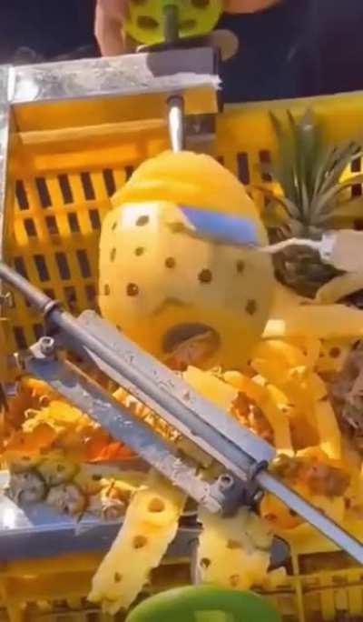 This method of peeling a pineapple