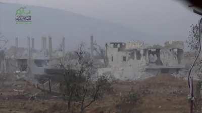 Ahrar al-Sham RPG gunner hits an up-armored Syrian ZSU-23-4 in the flank - E. Ghouta