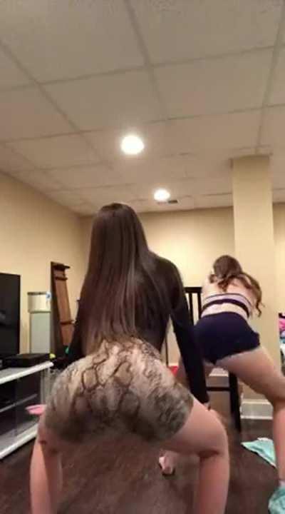 These tiktok sluts know how to shake some ass~