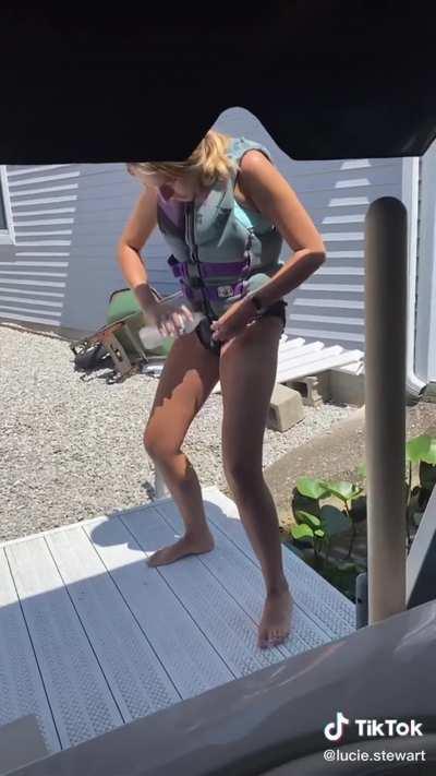 tiktok teen piss in bikini outside