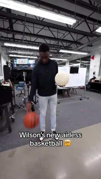 Airless basketball