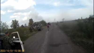 Full uncut version of the Russian retreat while under Ukrainian fire in the Kherson region.