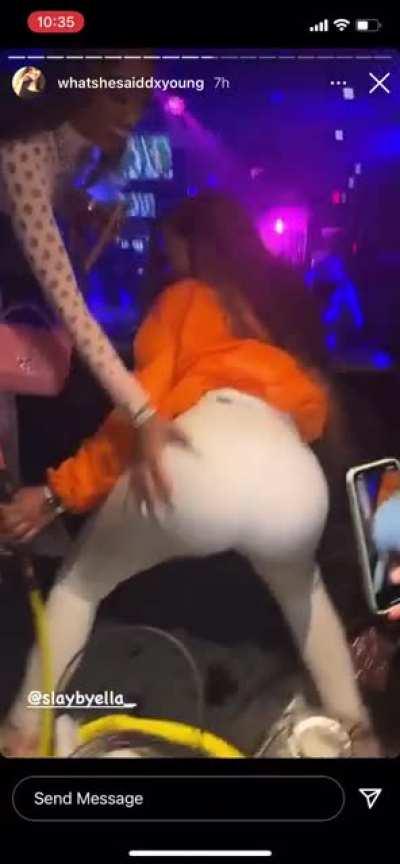 Twerking 4/5