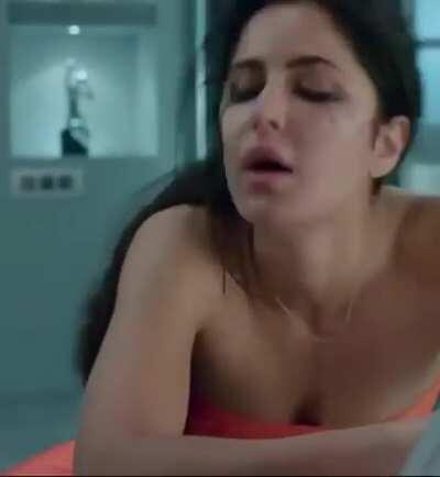 Katrina Kaif had a hardcore with some black dudes I guess