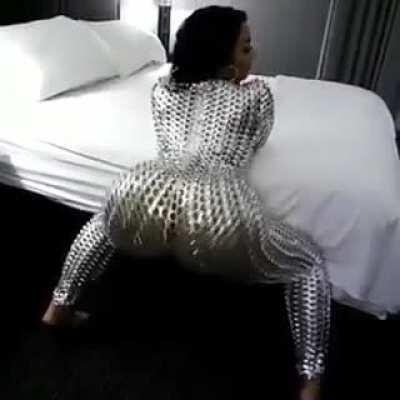 Ellie Yabish Silver Bodysuit Twerk