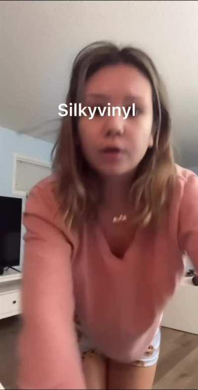 TikTok Porn GIF by silkyvinyl